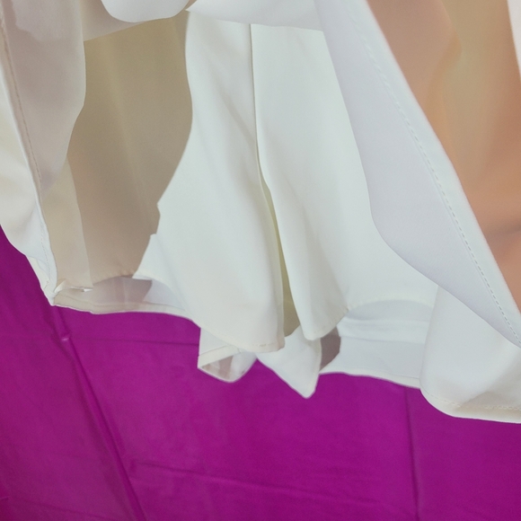 Upscale Pose White Button-Front Strapless Romper - Picture 5 of 7